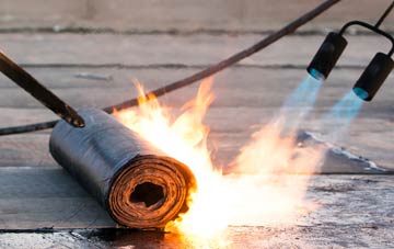 Crackpot asphalt flat roofing repairs